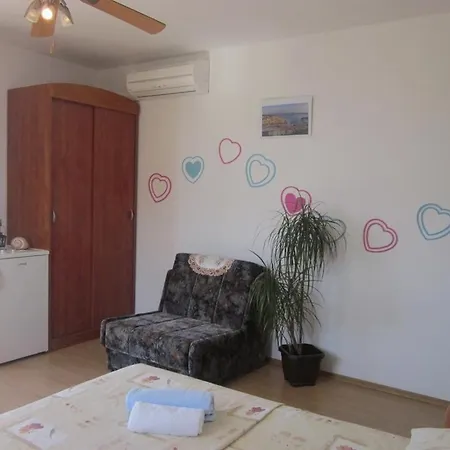 In With Sea View, Terrace, Air Conditioning, Wi-fi Χβαρ