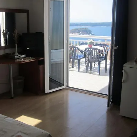 In With Sea View, Terrace, Air Conditioning, Wi-fi