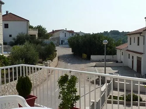 In With Sea View, Terrace, Air Conditioning, Wi-fi Affittacamere Hvar Town