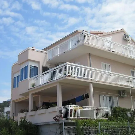 In With Sea View, Terrace, Air Conditioning, Wi-fi Vendégház 3*