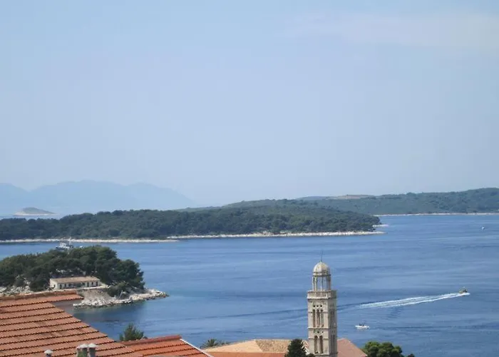 In With Sea View, Terrace, Air Conditioning, Wi-fi 3*